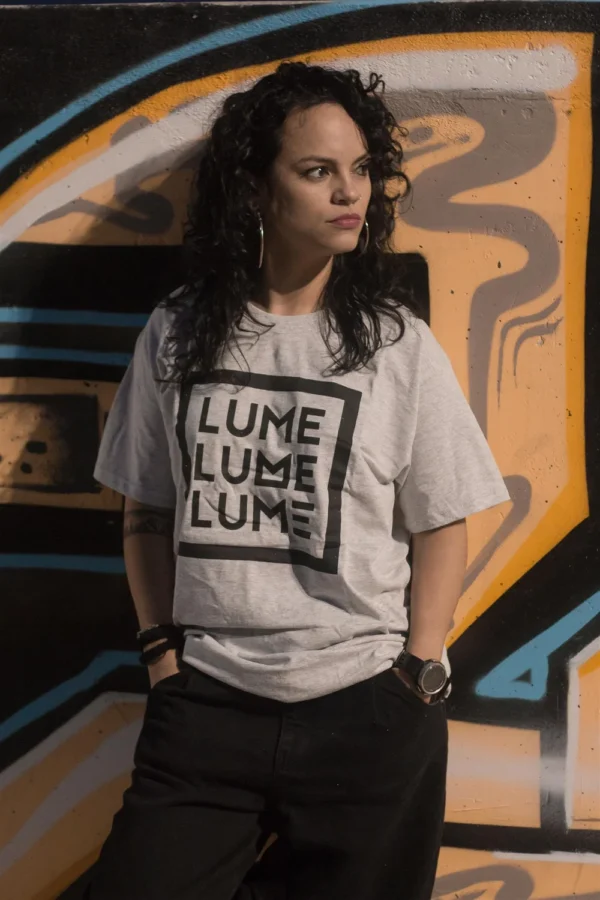 Camiseta Lume Gris Mujer