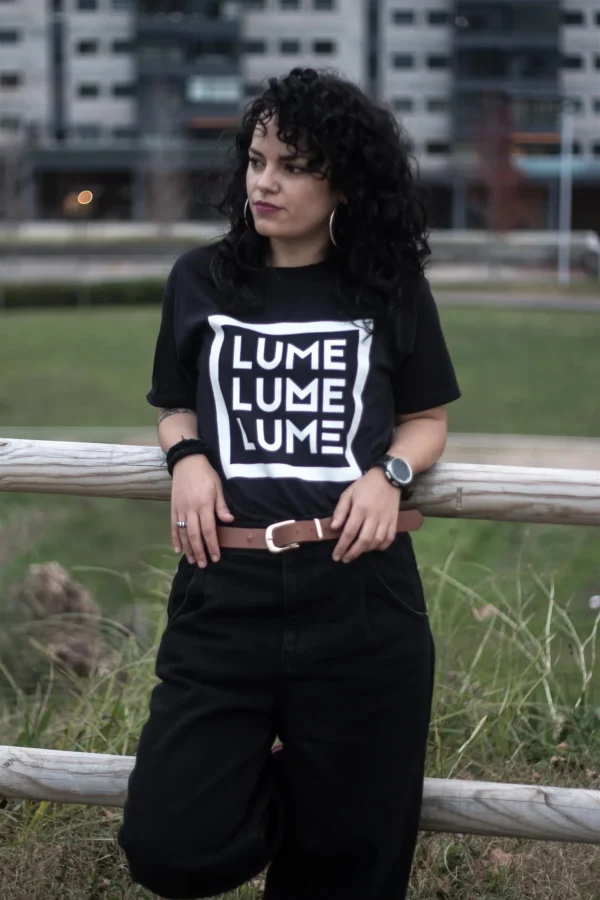 Camiseta Lume Negro Mujer